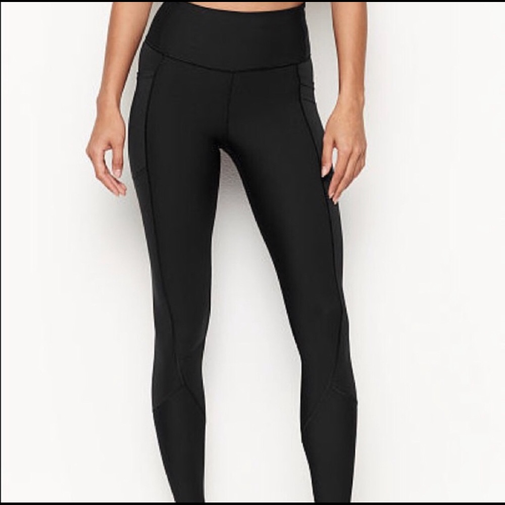 VS Sport Knockout Leggings